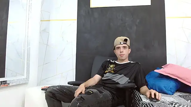 dia fax18 online show from January 2026 12:10:02 PM