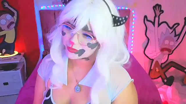 saragon1 online show from April 2026 06:56:02 PM