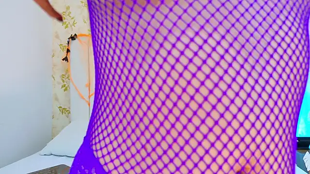 AmbherBlake online show from October 2025 03:18:01 AM