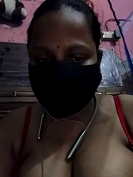 Snapshot of shalubhabhi69 chatting on November 2025 07:13:02 PM shalubhabhi69 online show from November 2025 07:13:02 PM