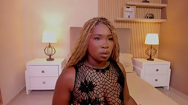 SerenaWinslow online show from April 2026 12:21:01 PM