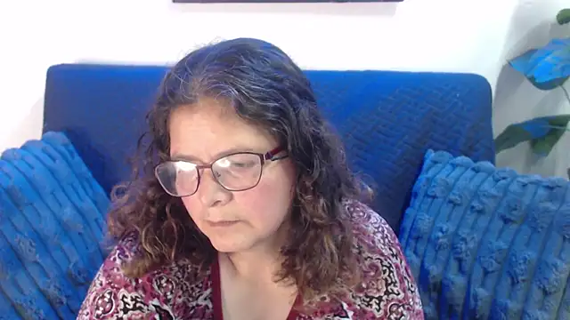 Snapshot of Linda_banks_ chatting on January 2026 02:06:01 AM Linda banks online show from January 2026 02:06:01 AM