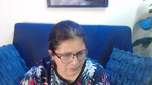 Snapshot of Linda_banks_ chatting on January 2026 01:11:02 AM Linda banks online show from January 2026 01:11:02 AM