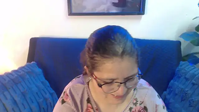 Snapshot of Linda_banks_ chatting on February 2026 01:46:01 AM Linda banks online show from February 2026 01:46:01 AM