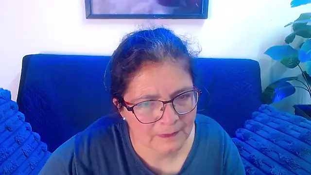 Snapshot of Linda_banks_ chatting on February 2026 01:39:02 AM Linda banks online show from February 2026 01:39:02 AM