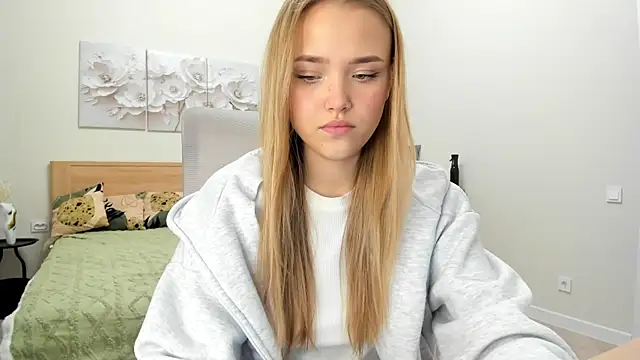 flooora 0 online show from December 2025 02:31:02 AM