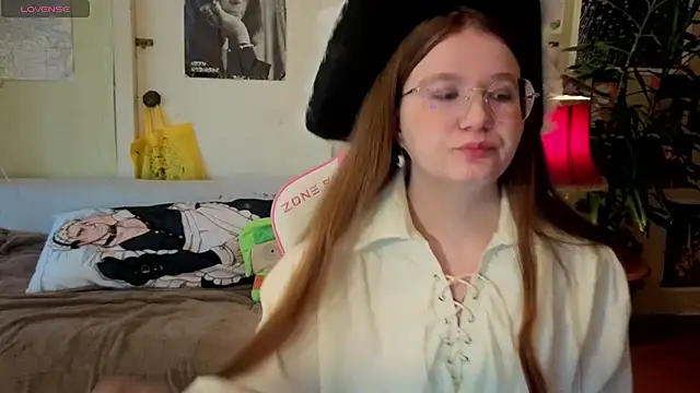 Sienna-Cow online show from September 2025 11:02:02 AM