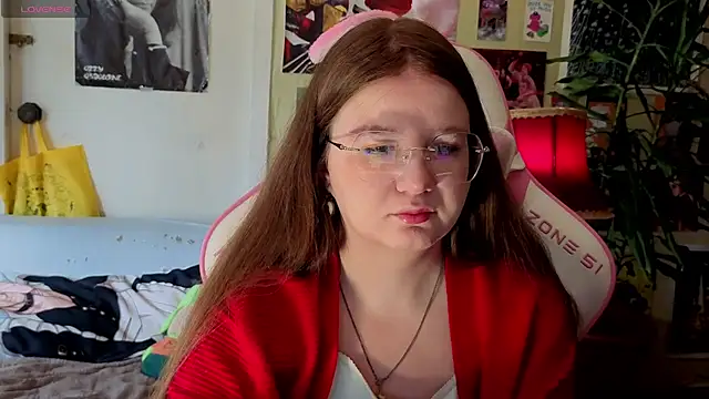 Sienna-Cow online show from September 2025 11:03:01 AM