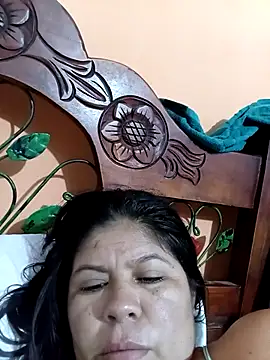 hotmom33 online show from October 2025 10:04:01 AM