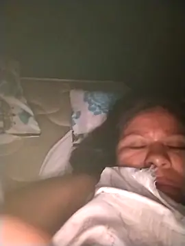 hotmom33 online show from December 2025 12:32:01 PM