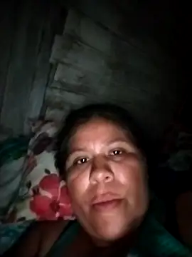 hotmom33 online show from December 2025 09:11:01 PM