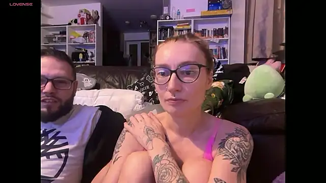 harleyblair online show from November 2025 11:28:01 PM