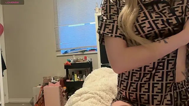 harleyblair online show from January 2026 04:22:02 PM