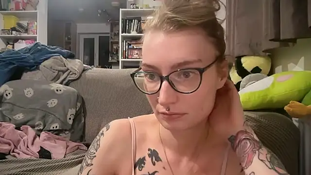 harleyblair online show from July 2026 09:32:01 PM