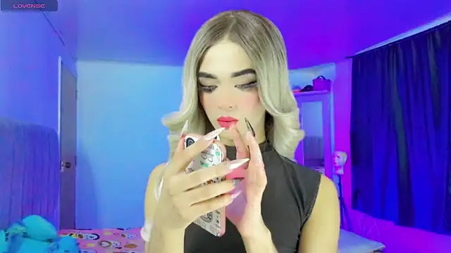 HANNAH BACKERS online show from December 2025 05:14:02 AM