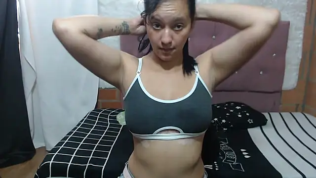 Snapshot of annie_clark2 chatting on January 2026 09:31:01 PM annie clark2 online show from January 2026 09:31:01 PM