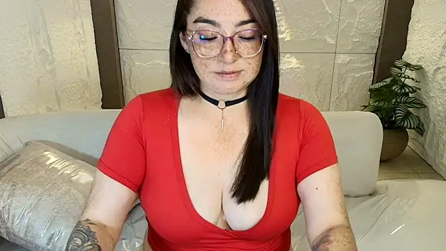 mariehw r online show from September 2025 03:06:02 AM