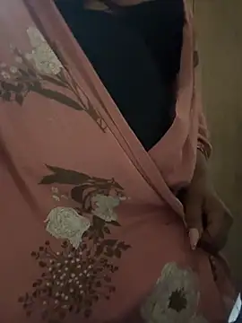 Snapshot of THICKBUNNYCHICKxxx chatting on March 2026 08:12:01 PM THICKBUNNYCHICKxxx online show from March 2026 08:12:01 PM