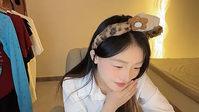 Snapshot of Robin-o3 chatting on September 2025 03:37:02 PM Robin-o3 online show from September 2025 03:37:02 PM