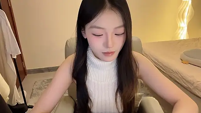 Snapshot of Robin-o3 chatting on April 2026 06:13:02 PM Robin-o3 online show from April 2026 06:13:02 PM