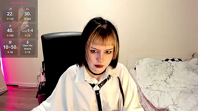 LiyaLuna online show from October 2025 03:13:01 PM