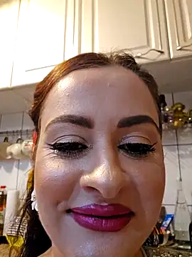 Snapshot of ShineBright88 chatting on January 2026 08:23:02 PM ShineBright88 online show from January 2026 08:23:02 PM