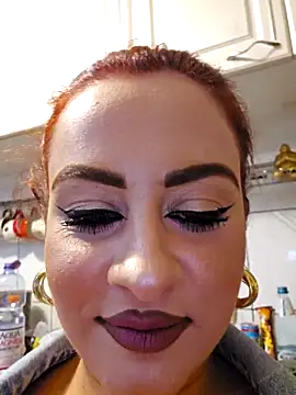 Snapshot of ShineBright88 chatting on February 2026 08:18:01 PM ShineBright88 online show from February 2026 08:18:01 PM