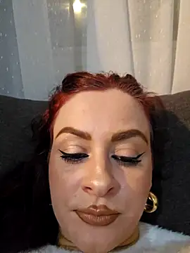 Snapshot of ShineBright88 chatting on February 2026 06:51:02 PM ShineBright88 online show from February 2026 06:51:02 PM