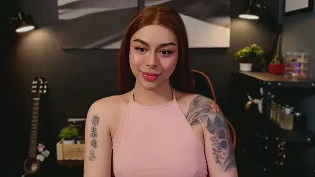 Snapshot of LUNACOCKSLAYER chatting on November 2025 05:35:02 AM LUNACOCKSLAYER online show from November 2025 05:35:02 AM