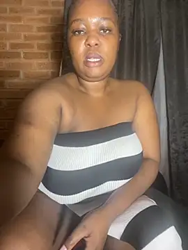 SEXYBOOBS21D online show from October 2025 01:47:01 AM