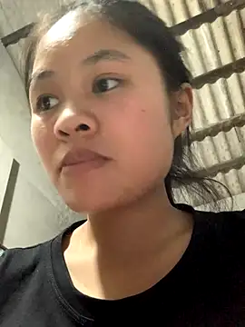 NhuFox online show from September 2025 01:33:01 PM