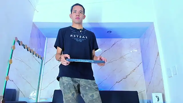 jeremytonner online show from November 2025 03:59:02 AM