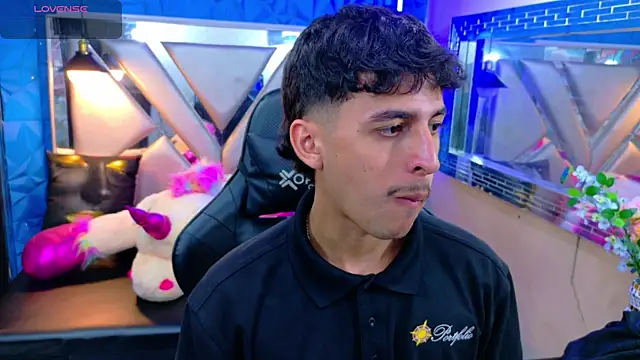 Alan Del Reyx online show from September 2025 04:38:02 AM