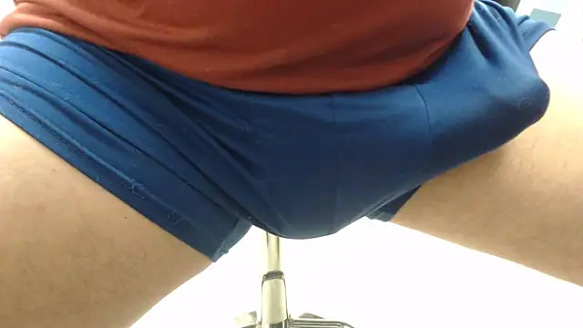 Snapshot of johnny_soles chatting on December 2025 05:52:02 PM johnny soles online show from December 2025 05:52:02 PM