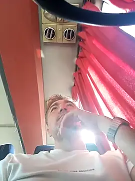 Snapshot of mert0359 chatting on September 2025 01:21:01 PM mert0359 online show from September 2025 01:21:01 PM