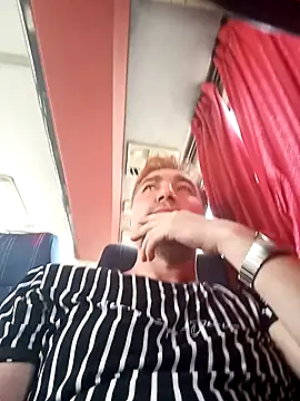 Snapshot of mert0359 chatting on September 2025 01:22:02 PM mert0359 online show from September 2025 01:22:02 PM