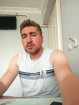 Snapshot of mert0359 chatting on October 2025 01:56:02 PM mert0359 online show from October 2025 01:56:02 PM