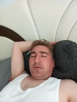 Snapshot of mert0359 chatting on October 2025 11:25:01 AM mert0359 online show from October 2025 11:25:01 AM