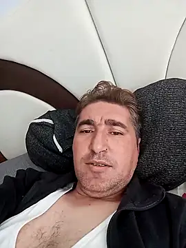 Snapshot of mert0359 chatting on October 2025 08:18:02 AM mert0359 online show from October 2025 08:18:02 AM