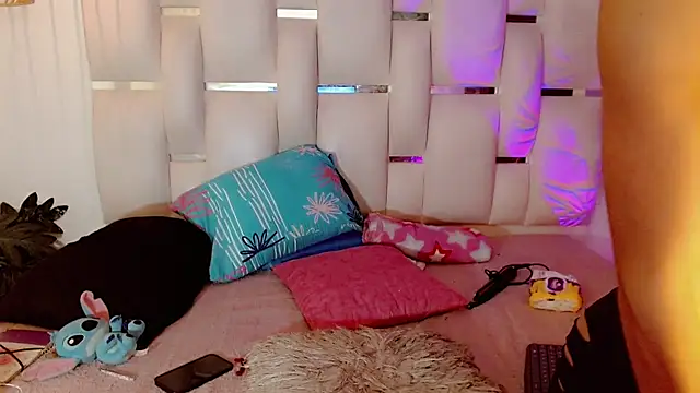 Lady Dirty444 online show from December 2025 10:49:02 PM