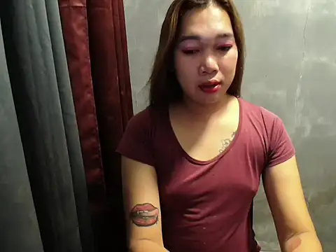 Snapshot of ur_sexymaurice chatting on March 2026 09:21:02 PM ur sexymaurice online show from March 2026 09:21:02 PM