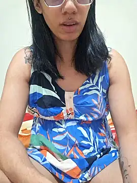 Snapshot of RavenShyfit chatting on September 2025 05:58:01 PM RavenShyfit online show from September 2025 05:58:01 PM