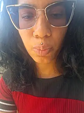 RavenShyfit online show from November 2025 03:21:01 PM