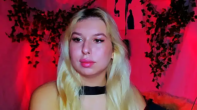 ChloeRicc online show from November 2025 10:59:01 AM