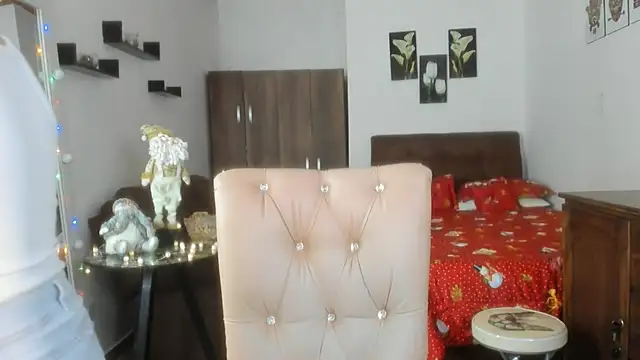 Bryony Sullyvan online show from December 2024 07:16:02 PM