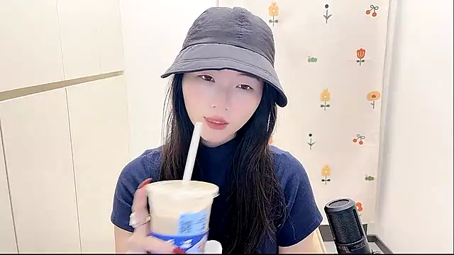 Rosalind xixi online show from October 2025 01:36:02 AM