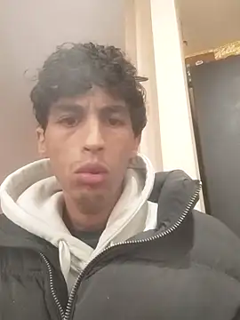 lusiboy96 online show from October 2025 09:22:01 AM