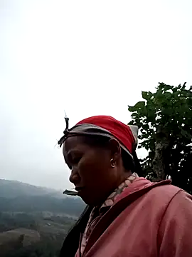 Snapshot of TinTin321 chatting on December 2025 03:12:01 AM TinTin321 online show from December 2025 03:12:01 AM