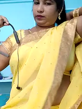 yelmaji91 online show from October 2025 04:57:01 AM