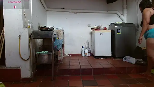 Snapshot of 18and45couple chatting on April 2026 07:11:02 PM 18and45couple online show from April 2026 07:11:02 PM